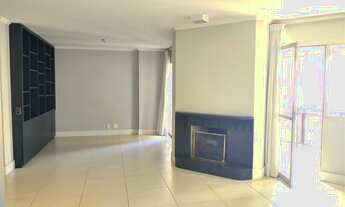 Imagem 4: MOEMA ÍNDIOS - LOCAL CALMO - FORA DA ROTA - 143m² ÚTEIS - 3 DORMS (2 STES) - TERRAÇO - LAZ