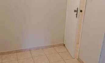 Imagem 6: Aluga-se Ap na SQS 104, 2 quartos e DCE