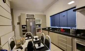 Imagem 2: Vendo casa em ótimo estado no bairro de Porto Canoa