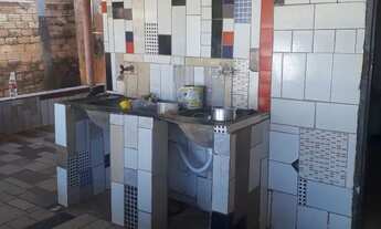 Imagem 5: Aluga se casa com barracão fundo