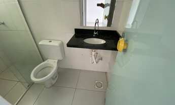 Imagem 5: Apartamento para aluguel possui 60 metros quadrados com 2 quartos, livre de Água e Condomí