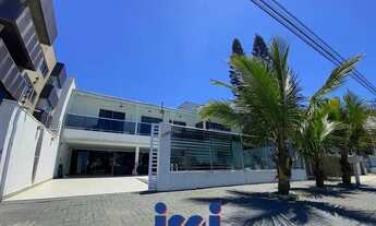 Imagem: Sobrado frente ao mar em Gaivotas