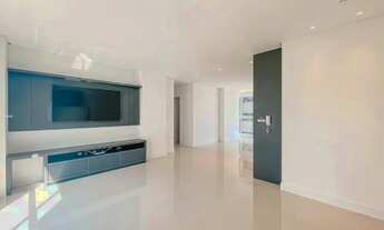 Imagem 6: Alto Padrão para Venda em Balneário Camboriú, CENTRO, 3 dormitórios, 3 suítes, 4 banheiros