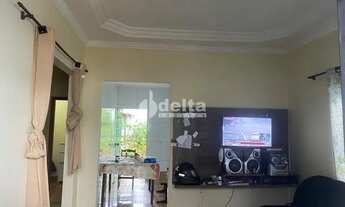 Imagem 2: Casa em excelente localização!!