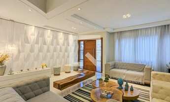 Imagem: Casa para Aluguel - Planalto, 4 Quartos