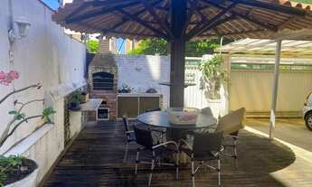 Imagem 2: Casa para venda tem 472m2 com 5 quartos em Intermarés