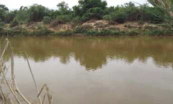 Imagem 2: Terreno 60.000m² as margens do Rio das Velhas, com uma nascente no terreno, Cordisburgo