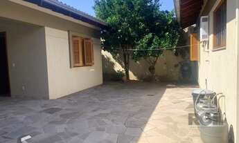 Imagem 5: Casa com 3 quartos, 1 suíte, 3 vagas e 182m² para vender por R$ 890.000