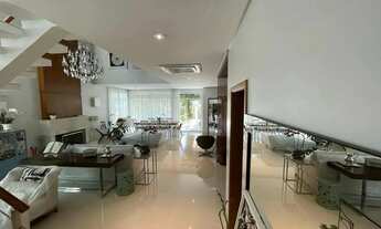 Imagem: Casa à venda em Santana de Parnaíba, Alphaville