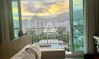 Imagem: FLAT TOTALMENTE REFORMADO 02 suítes, 01