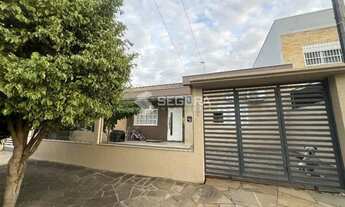 Imagem 2: Casa com 2 dormitórios - Igara / Canoas