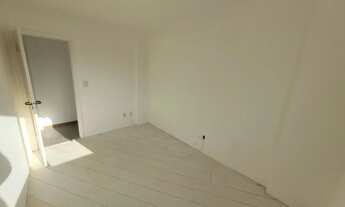 Imagem 6: Cód. 008 Costa Azul 2/4 com Dependência e Varanda Vista Livre