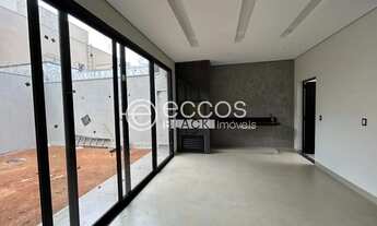 Imagem 5: Casa à venda, 3 quartos, 1 suíte, 4 vagas, Novo Mundo - Uberlândia/MG