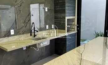 Imagem 7: Encantadora Casa Subtérrea com 3 suítes plenas, incluindo uma suíte master com closet..