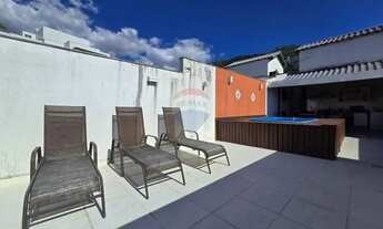 Imagem 6: Casa triplex na Rua Boa Vista em São Francisco/Niterói -5 suítes -área de lazer na cobertu