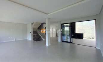 Imagem 6: Casa geminada, com 3 suítes, no bairro João Paulo, Florianópolis/SC