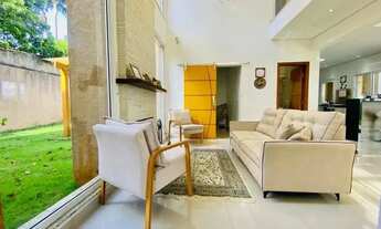 Imagem 7: Belíssimo sobrado ensolarado com muito espaço verde e vista para a Pedra Grande!!