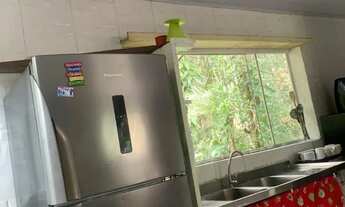 Imagem 4: Casa de Pedra em Bombinhas em local tranquilo