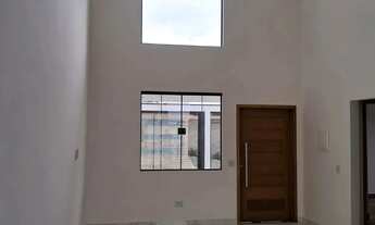 Imagem 3: Casa Moderna com Pé-Direito Duplo à Venda no Jardim Pérola