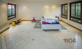 Imagem 7: Sobrado com 6 suites, lareira, lavabo, pátio - Bairro Belém Velho