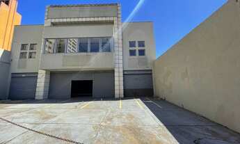 Imagem 3: Galpão/Depósito/Armazém para aluguel possui 1000 metros quadrados com 4 salas e 5 banheiro