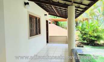 Imagem 3: Casa de condomínio para venda tem 236 metros quadrados com 5 quartos