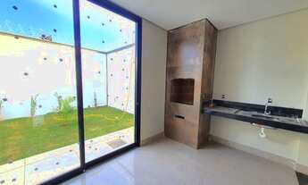 Imagem 2: Casa Estilo Sobrado com Alto Padrão de Acabamento no Bairro Alto Umuarama