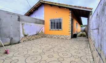 Imagem 1: Casa a Venda com 02 dormitórios em Mongaguá