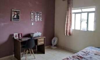 Imagem 5: Sarzedo, Ótima Casa 02 pavimentos, 04 dts, 03 vagas, Quintal !!