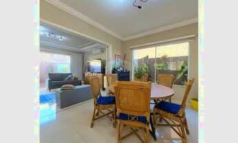 Imagem 3: Casa para venda tem 165 metros quadrados com 3 quartos em Jardim dos Ypês - Araras - SP