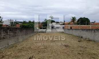 Imagem 5: Terreno de 377,85 m², todo murado em rua asfaltada, ótima localização *S-09TR