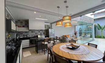 Imagem 4: Lindissima Casa muito espaçosa- Climatizada- Localização privilegiada- Piscina- Acabamento