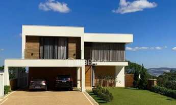 Imagem 2: Campos do Conde - Casa impecável mobiliada com vista livre para mata à venda R$ 5.500.000