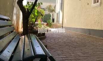 Imagem 4: Casa com 4 Quartos e 5 banheiros à Venda