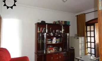 Imagem 6: CASA VELOSO Casa com 3 dormitórios