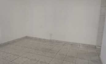 Imagem 6: Casa com 2 dormitórios para alugar por R$ 1.200,00/mês - Jardim Record - Taboão da Serra/S