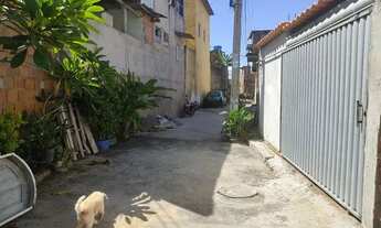 Imagem 2: Casa 1° Andar com 2/4 no alto do coqueirinho em Itapuã próximo a Tenda