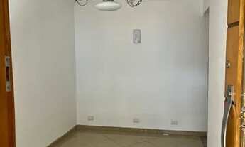 Imagem 4: Casa ampla, bem localizada, próxima ao Centro, com 03 dormitórios e diversas salas