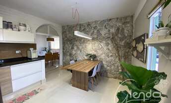 Imagem: Setor Sul Sobrado à venda com ponto comercial