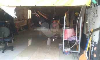 Imagem 5: Sobrado para fins comercial ou residencial, com salão para amplas possibilidades, edícula