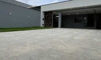 Imagem 3: Casa sozinha no Lote com 3/4 sendo 1 suíte master e 2 americanas Alto Padrão no Setor Trê