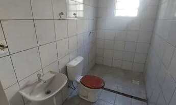 Imagem 7: Sobrado com 2 dormitórios e loja comercial para alugar, 80 m² por R$ 1.300 - Medianeira