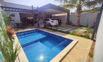 Imagem 7: ATENÇÃO! Linda casa ALTO PADRÃO! 4 Quartos! Cond.Fechado! Lazer! Piscina! 2Suítes! Confir