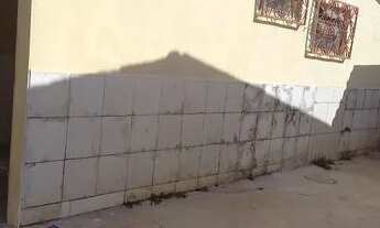 Imagem: Casa com barraco