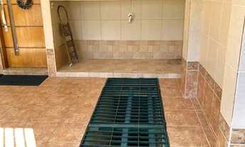 Imagem 3: Casa ampla, bem localizada, próxima ao Centro, com 03 dormitórios e diversas salas