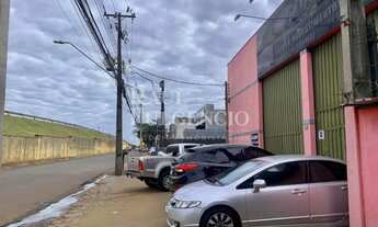 Imagem 3: Barracão / Galpão com 900m² útil