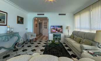 Imagem 7: Apartamento reformado frente mar de alto padrão com varanda e lazer, Pitangueiras, Guaruja