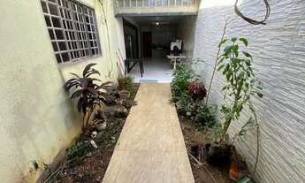 Imagem 4: Oportunidade Única na Vila Lucy - Goiânia! More com Requinte e Tenha Renda Extra!