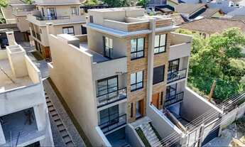 Imagem 2: Sobrado triplex para alugar no Tingui, Curitiba PR