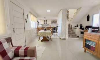 Imagem 2: Casa de vila para venda com 84 metros quadrados com 2 quartos em Catete - Rio de Janeiro